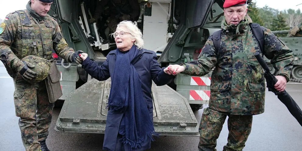  Министра уводят с поста?))  фото: картинки  яндекса.