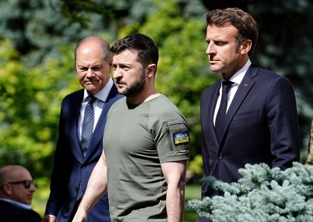    Евророман с ревностью на крови украинцев
