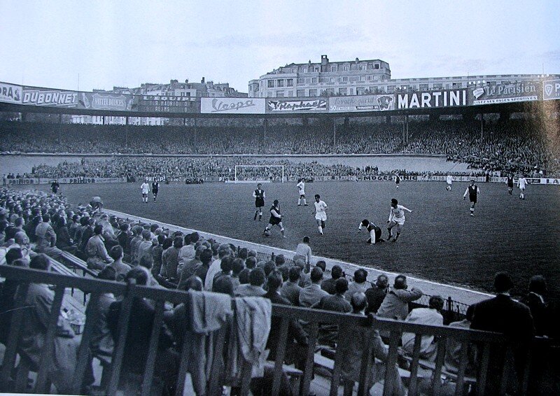 Парк де Пренс. Первый в истории - финал Кубка Европейских Чемпионов