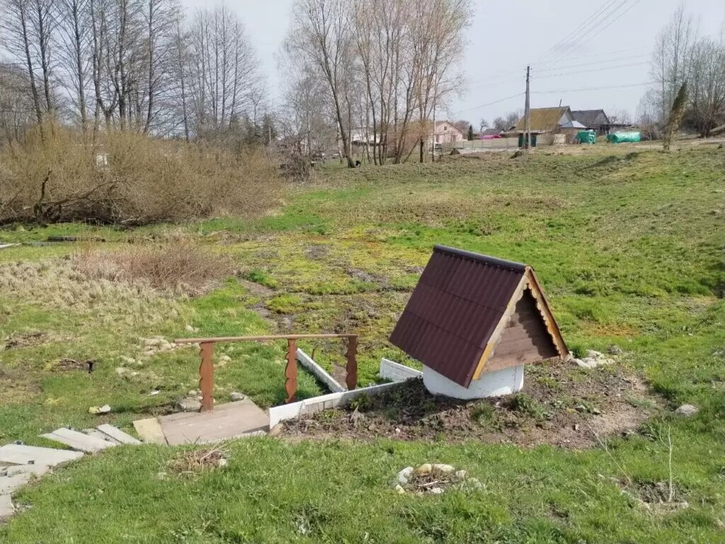 Красота своими руками. В Гайне Логойского района пенсионеры обустроили  родник и сквер | Минская правда | МЛЫН.BY | Дзен