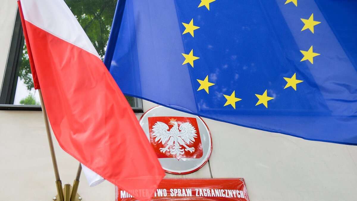    Здание МИДа Польши в Варшаве© РИА Новости . Алексей Витвицкий