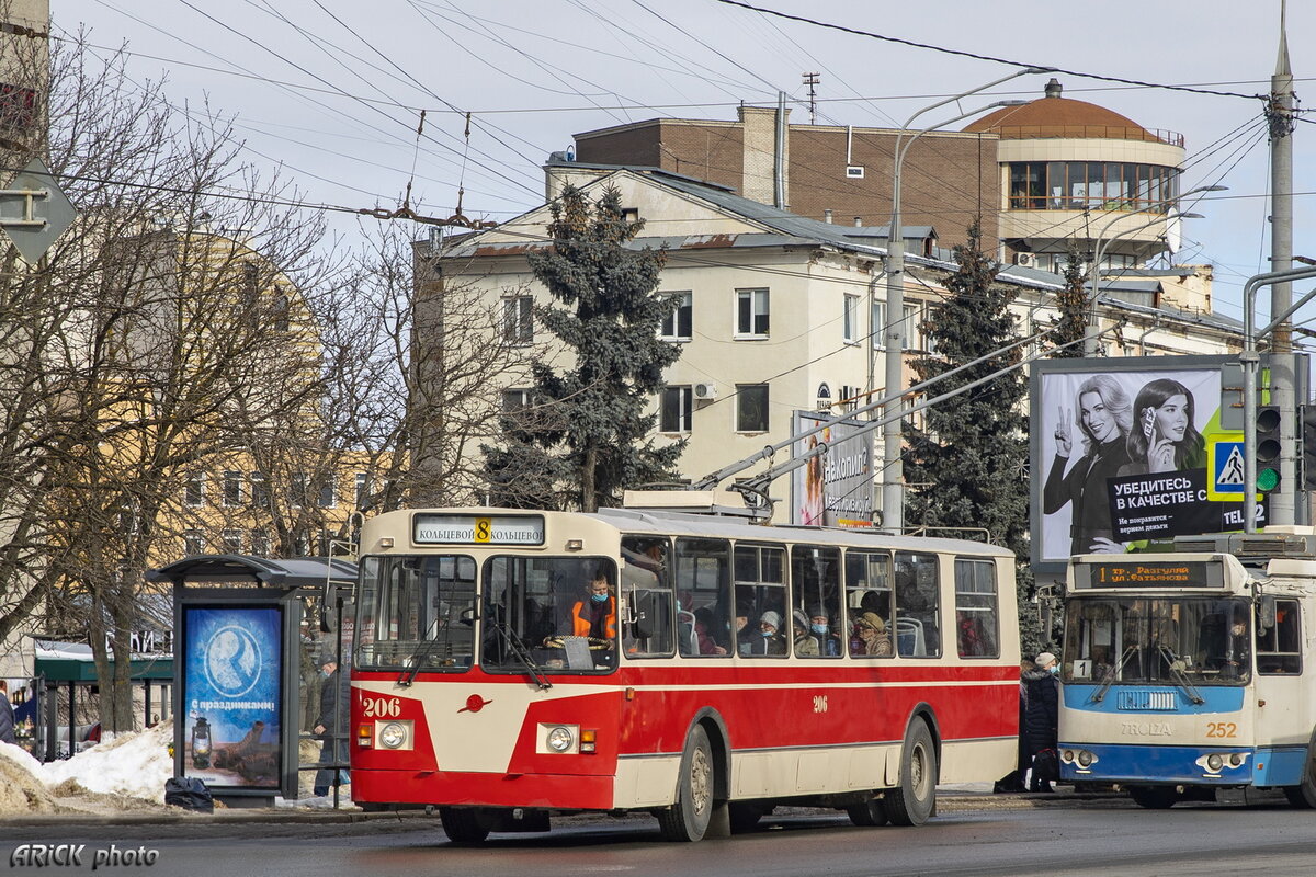 Музейный троллейбус на маршруте города. | Troll&Bus | Дзен