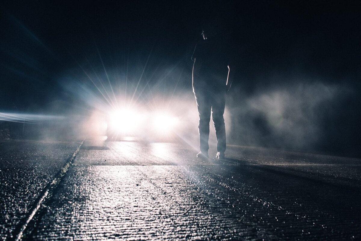 https://uploads-ssl.webflow.com/5f033c1283229ff6b63291ee/5f0850caecf4e9f26a95e2b3_Street-Of-Crocodiles-Eugene-Triguba-_-Unsplash-scaled.jpeg
