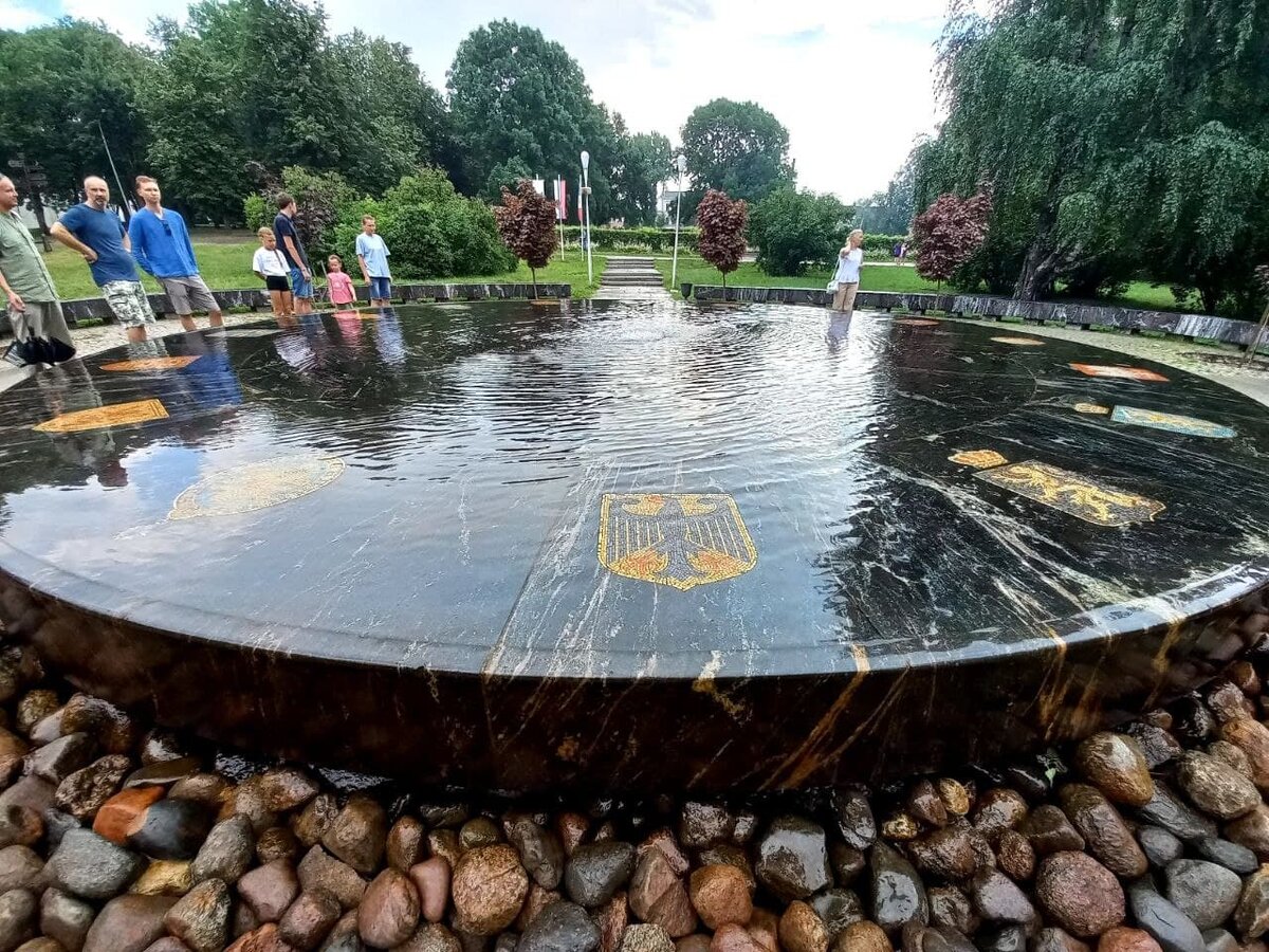 Фонтан, посвященный Ганзе