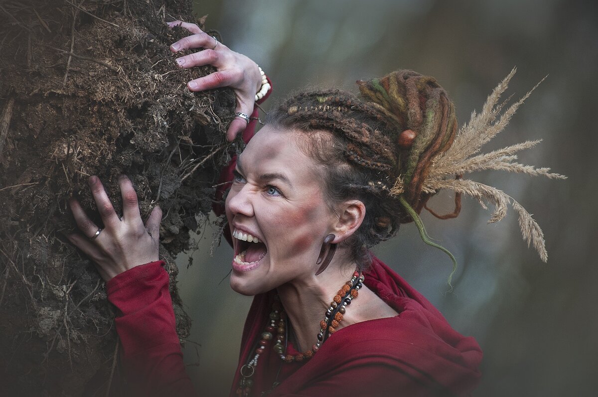 Ведьмы красивые