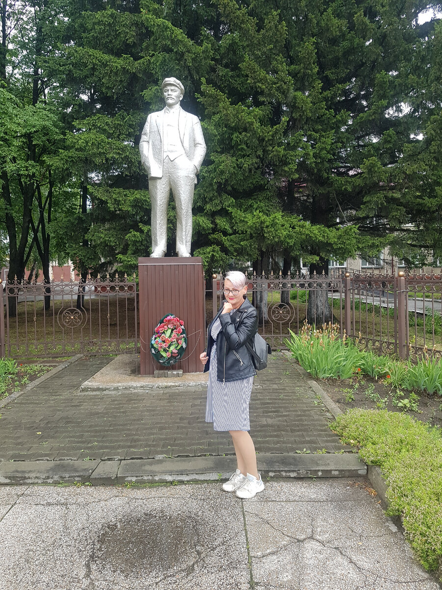 Когда-то в моем городе стоял точно такой же... Ну, здравствуй, Владимир Ильич!