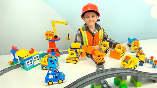Строители Лего и Машинки вместе с Даником делают новую Железную Дорогу с Поездом