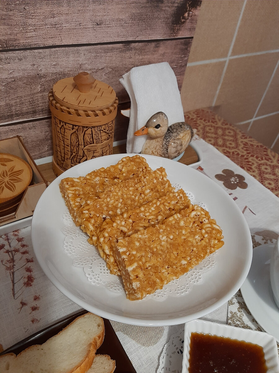 Режется очень хорошо, не ломается.