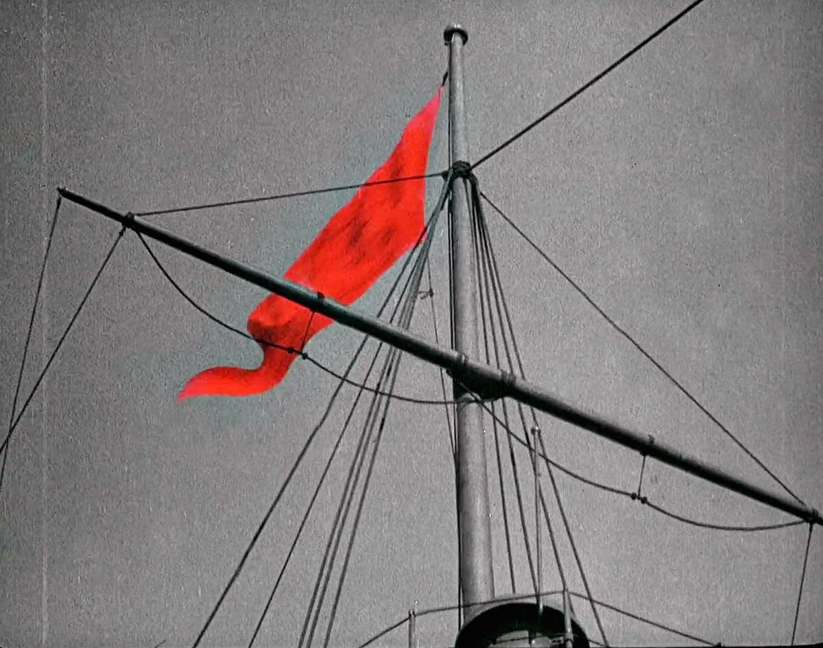 На стоп-кадре выглядит не так эпично, поэтому вот вам ссылка на ютуб - https://www.youtube.com/watch?v=NC6PUR-mKx0