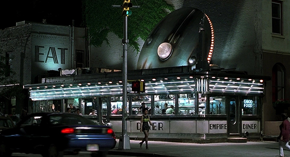 кадр из фильма "Люди в чёрном 2"