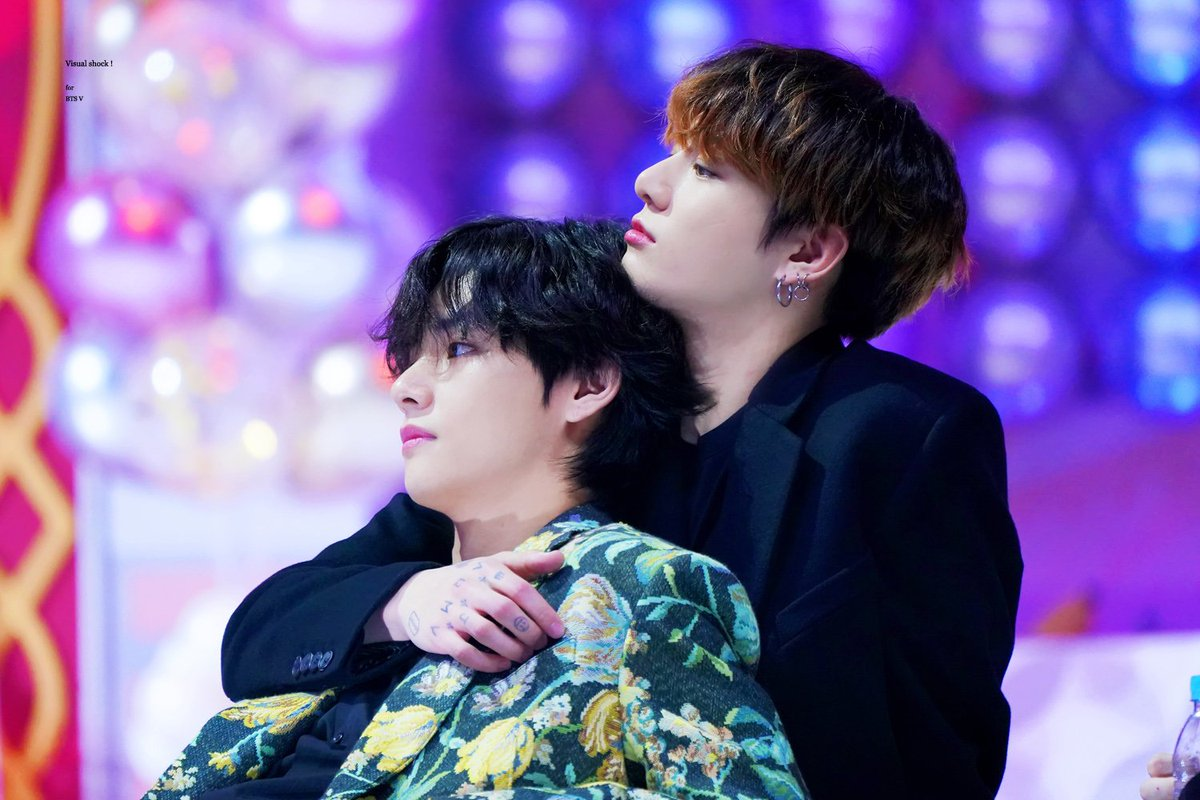 Поют вигуки. Чонгук и Тэхен. BTS taekook. Ви Тэхен 2022.