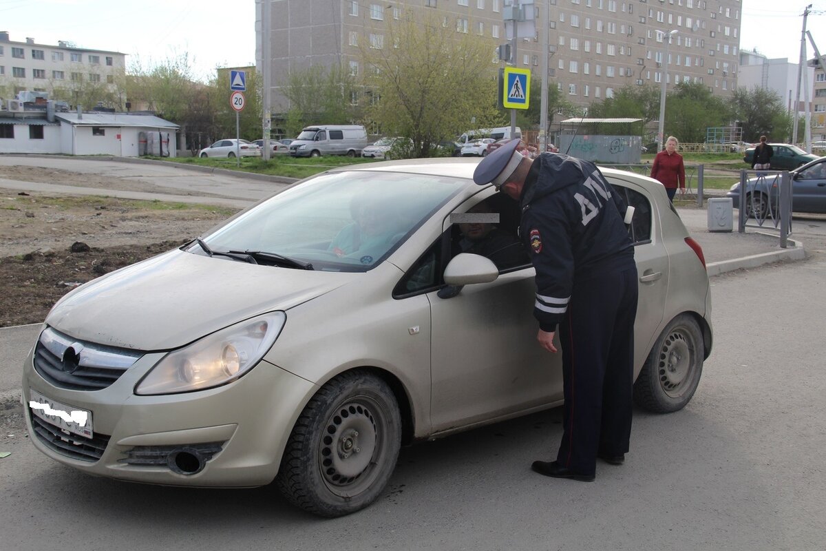 Автоюрист пояснил, почему суды чаще лишают прав водителя, а не выписывают  штраф если это позволяет статья. | Автоюрист. Всё о ДПС. | Дзен