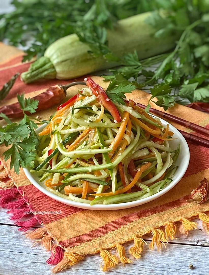 🥕Салат с кабачком, огурцом и морковью | Овкусе.ру - Ежедневная готовка в  радость! Пошаговые рецепты с фото | Дзен