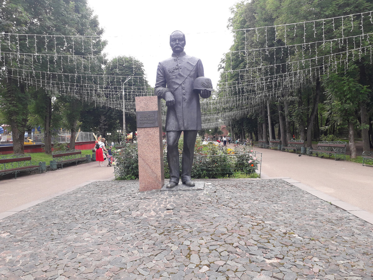 Памятник защитникам Смоленска года фото - Смоленск - Фотографии и путешествия © Андрей Панёвин