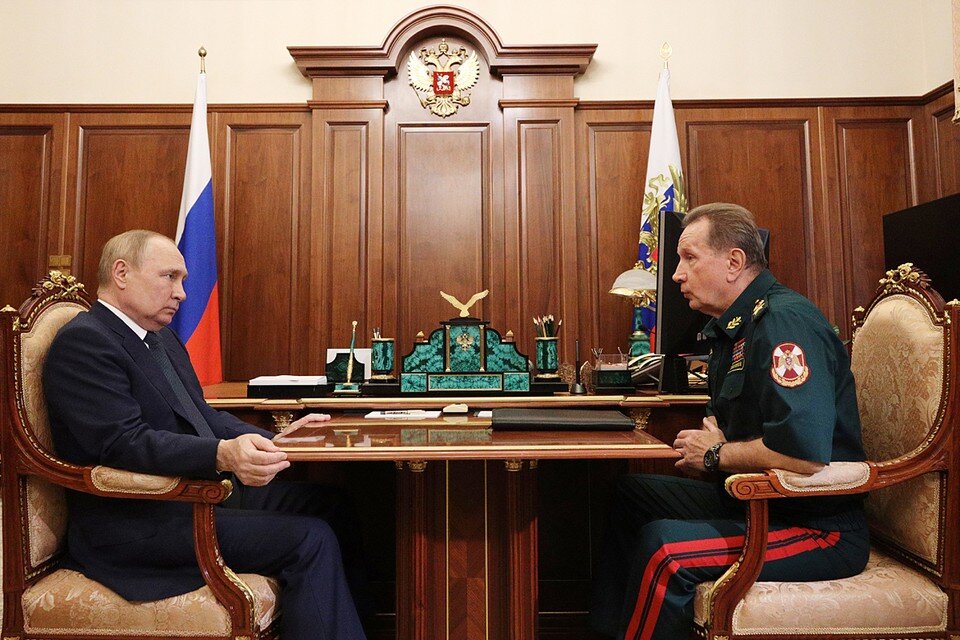     Золотов рассказал, какие задачи выполняют его бойцы. Фото: Михаил Климентьев/ТАСС