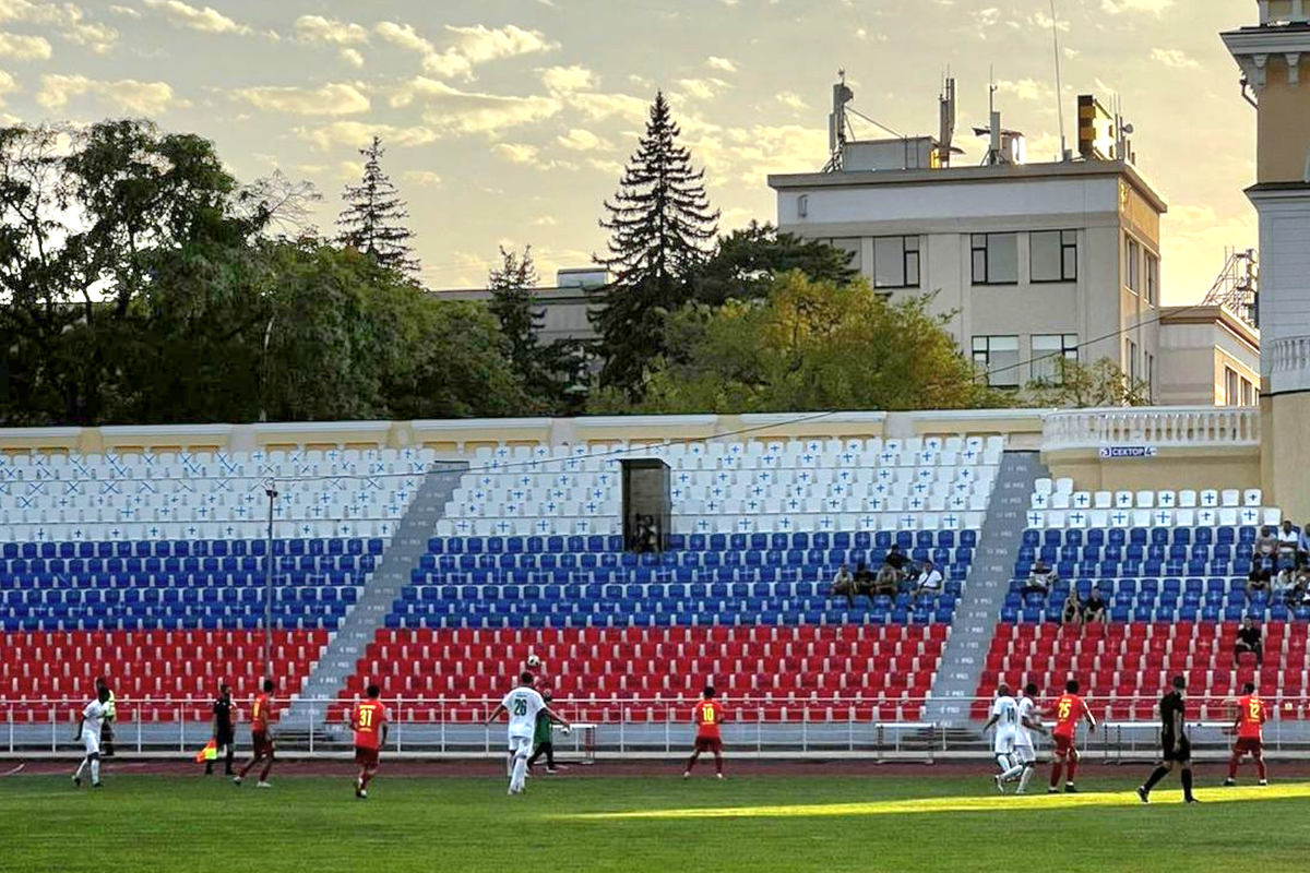 Любительская команда "СтавропольАгроСоюз" уже прошла два клуба из профессиональной лиги в Кубке России. Но до матчей с клубами еще очень далеко. Фото ФК "Легион"