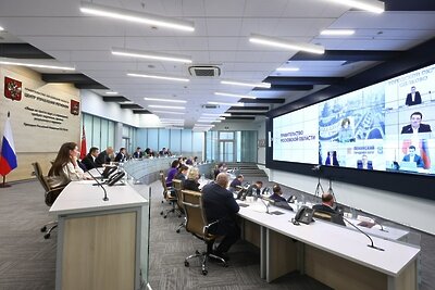    Совещание губернатора Московской области Андрея Воробьева с руководящим составом правительства Московской области и главами городских округов © Антон Чернов, «Подмосковье Сегодня»