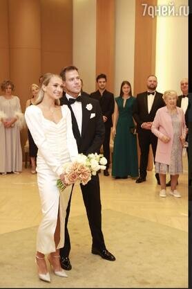    Виктория Синицина и Никита Кацалапов Филипп Гончаров "7 Дней"