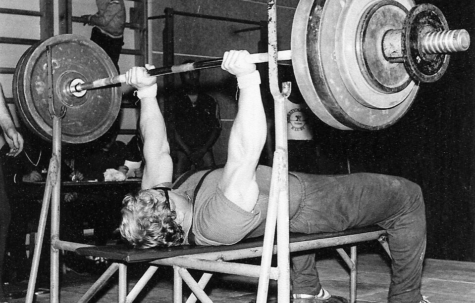 Георгий Зобач жим лежа 187,5 кг. 1987 г.