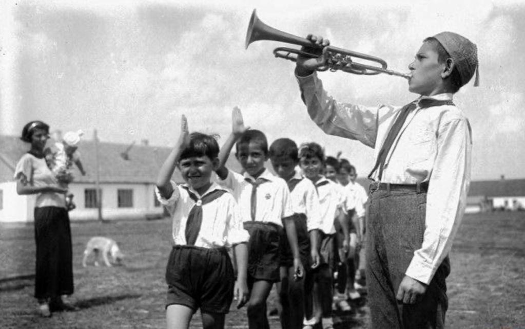 Пионер Валя Егоров примером ребятам точно не был… 