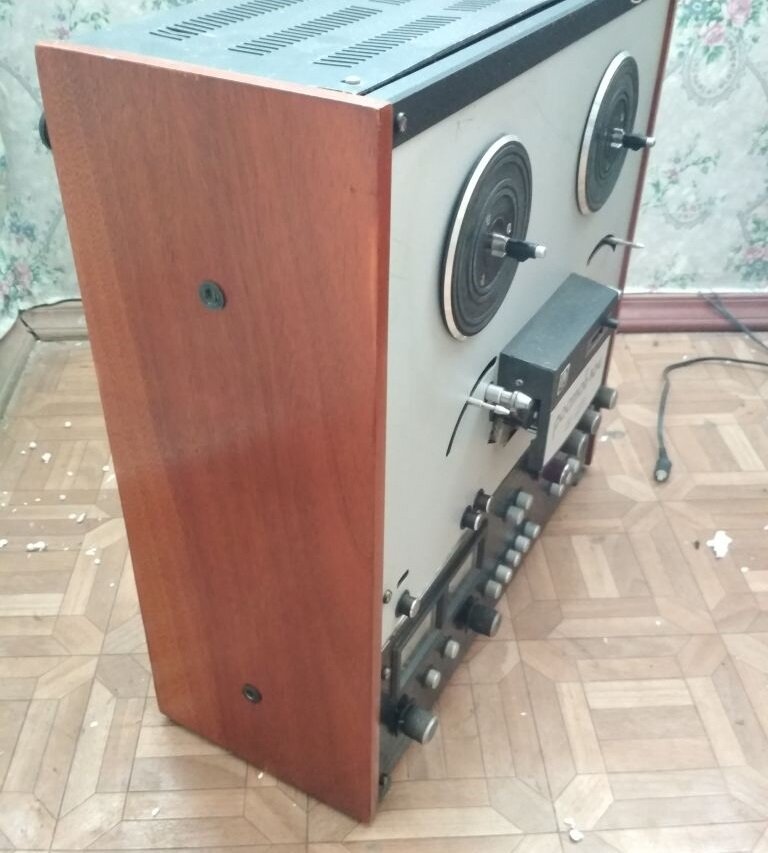 Вид слева