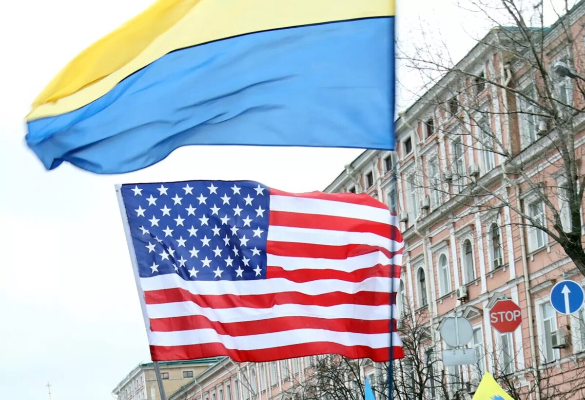 флаги сша в киеве