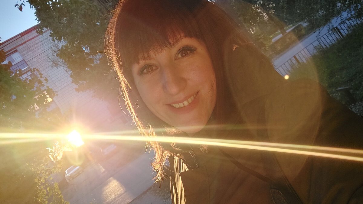 У нас был солнечный и очень тёплый день! 