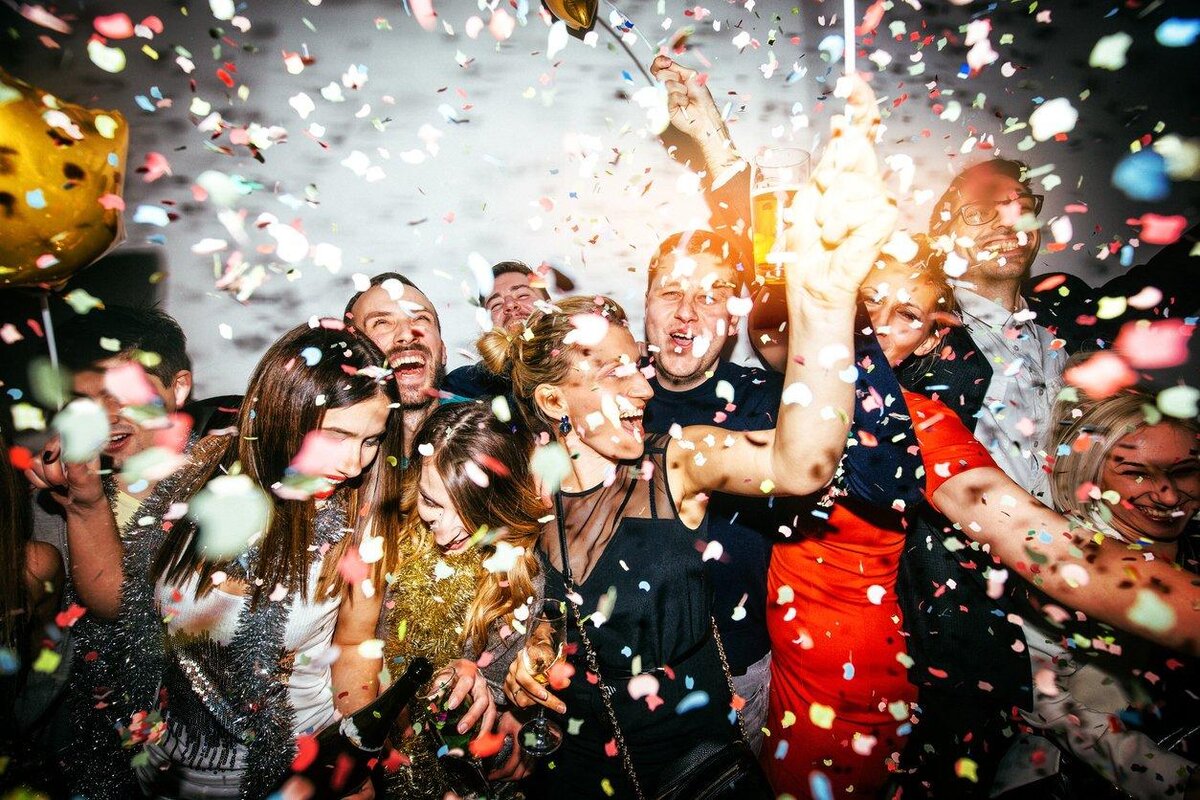 Фото отсюда https://www.gdebar.ru/data/app/page/img/content/63849eea9395b.jpg