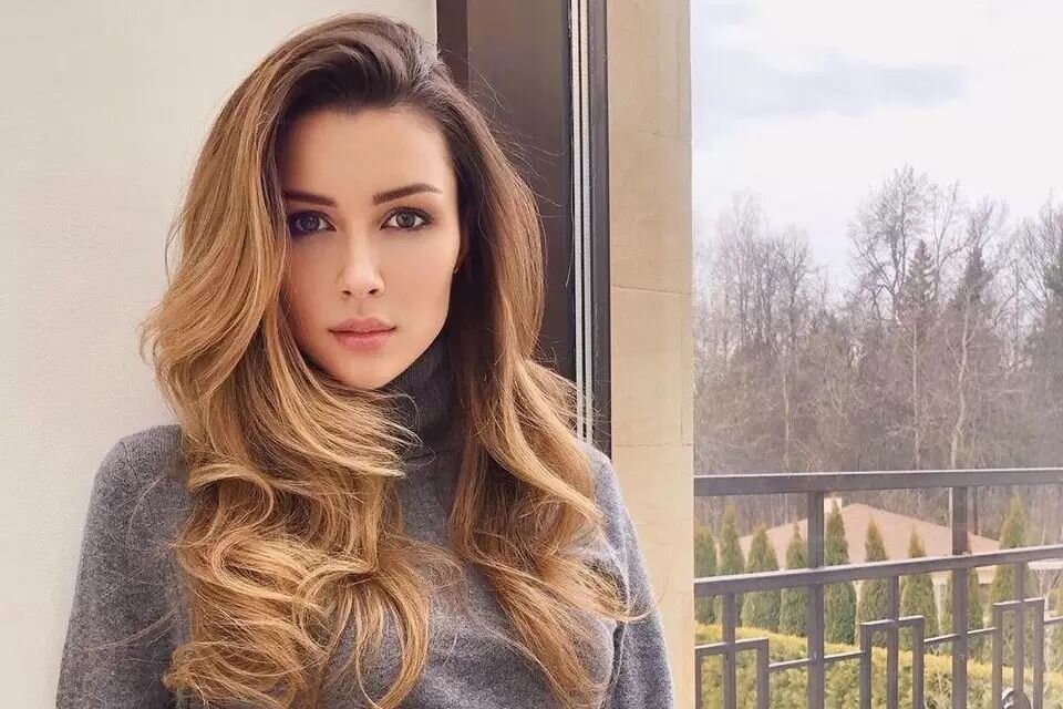 Анна Заворотнюк.