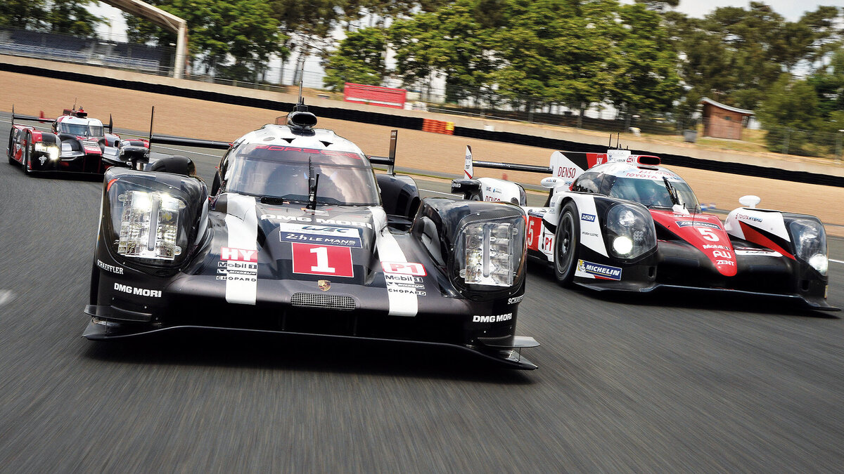 Porsche 919 Hybrid, Toyota TS050 Hybrid и Audi R18 