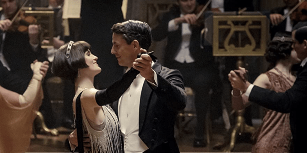 кадр из сериала "Аббатство Даунтон": в высшем обществе были свои традиции знакомства