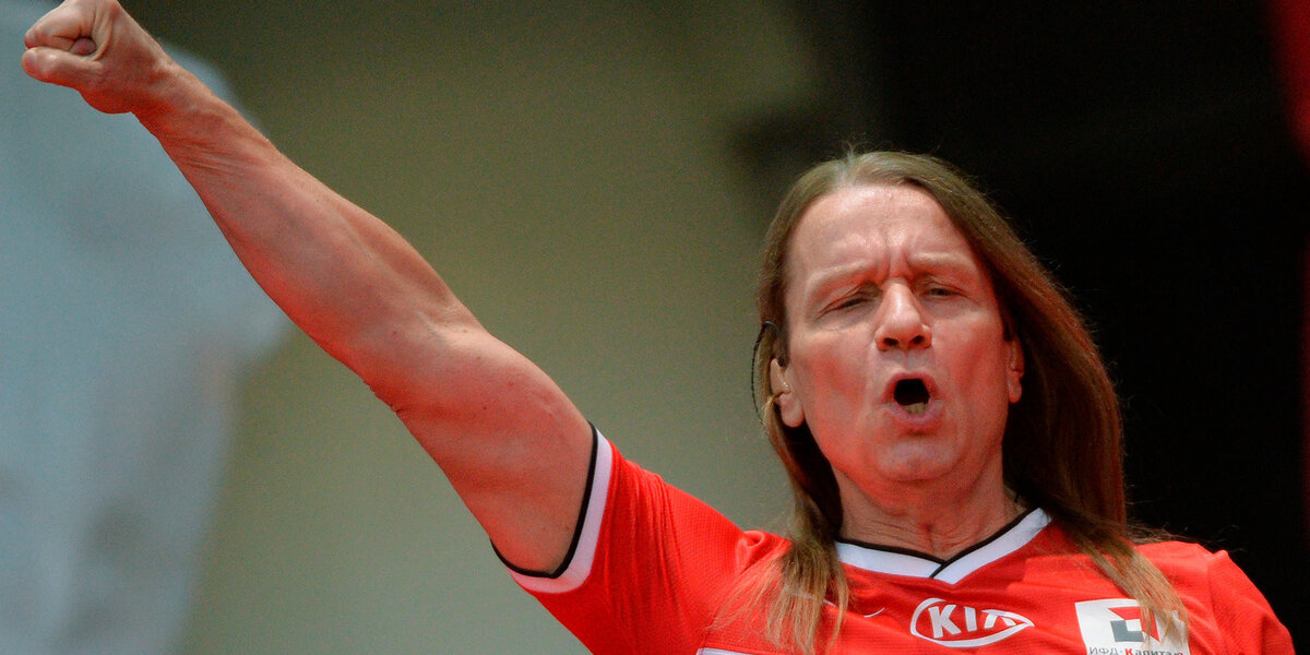 Рок-исполнитель Валерий Кипелов болеет за московский «Спартак». В 2009 году музыкант записал гимн, который многие фанаты клуба до сих считают официальным.