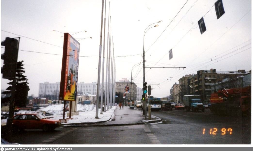 В центре Москвы на большом экране транслировали порно