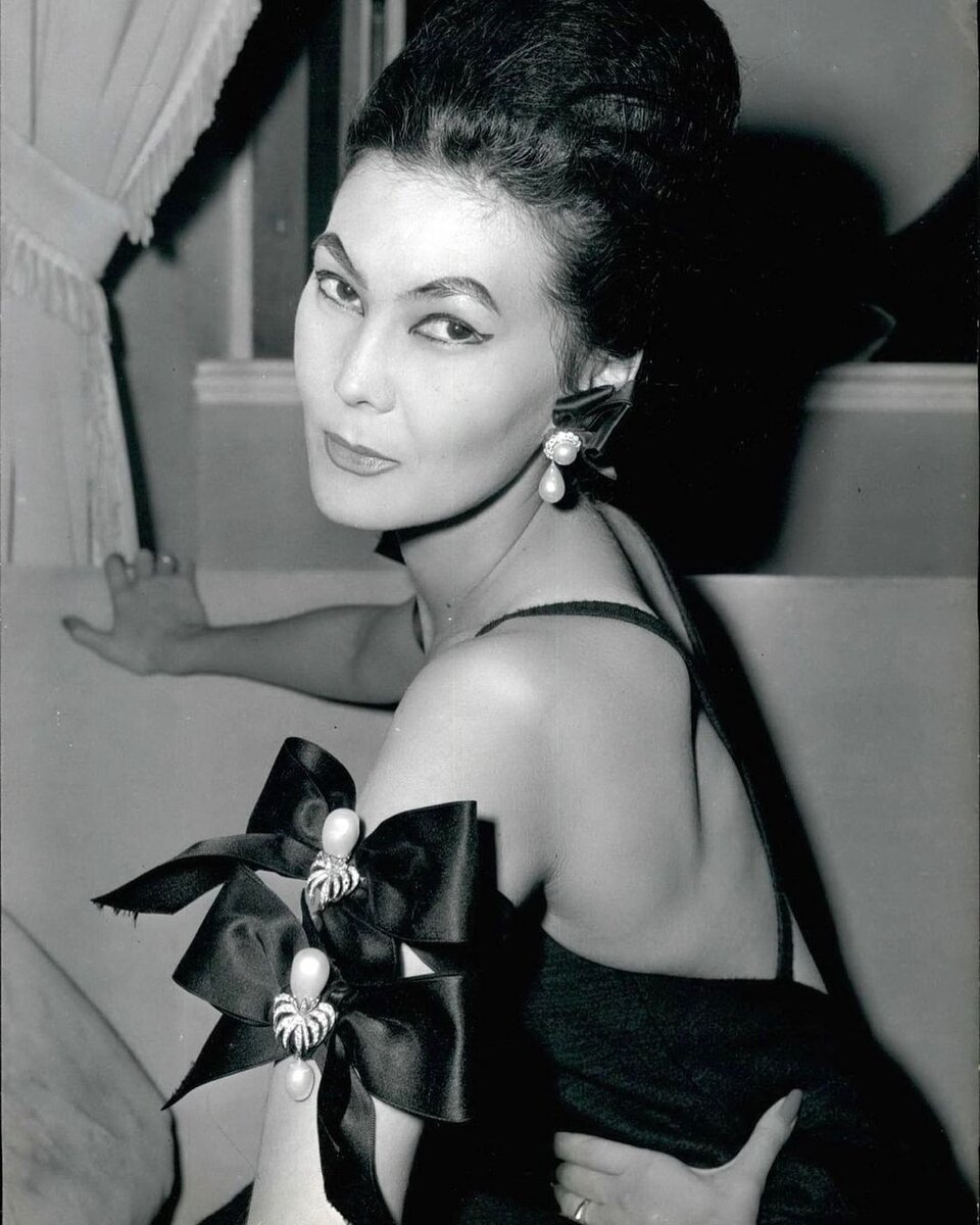    Алла Ильчун@asianfashionarchive