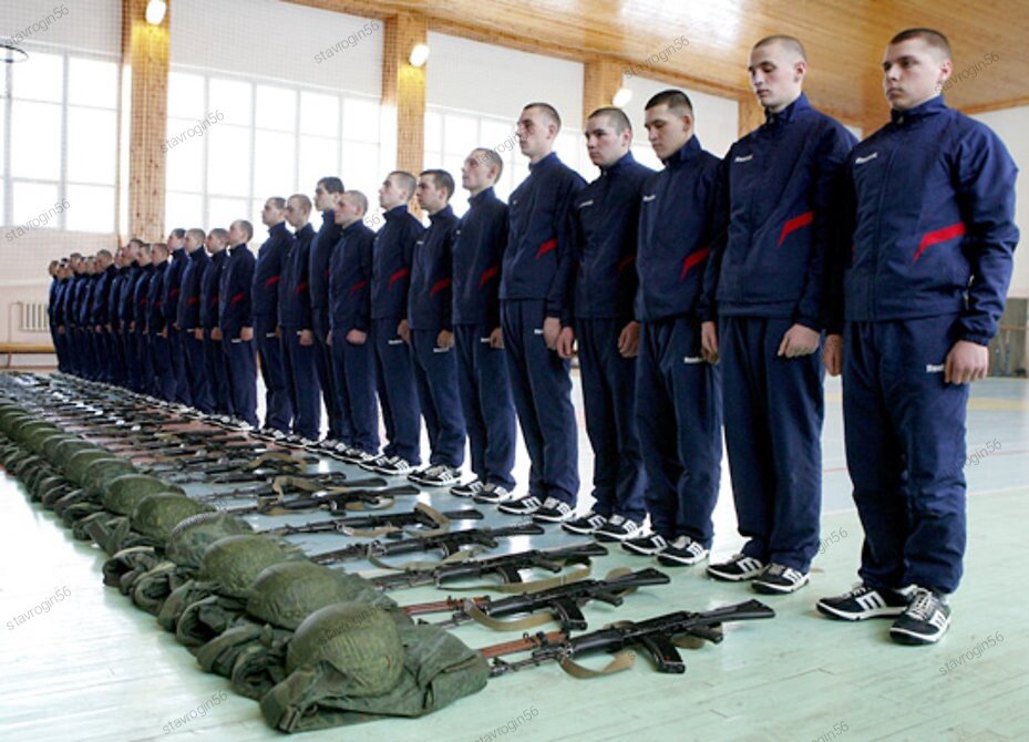 Военные занимаются спортом