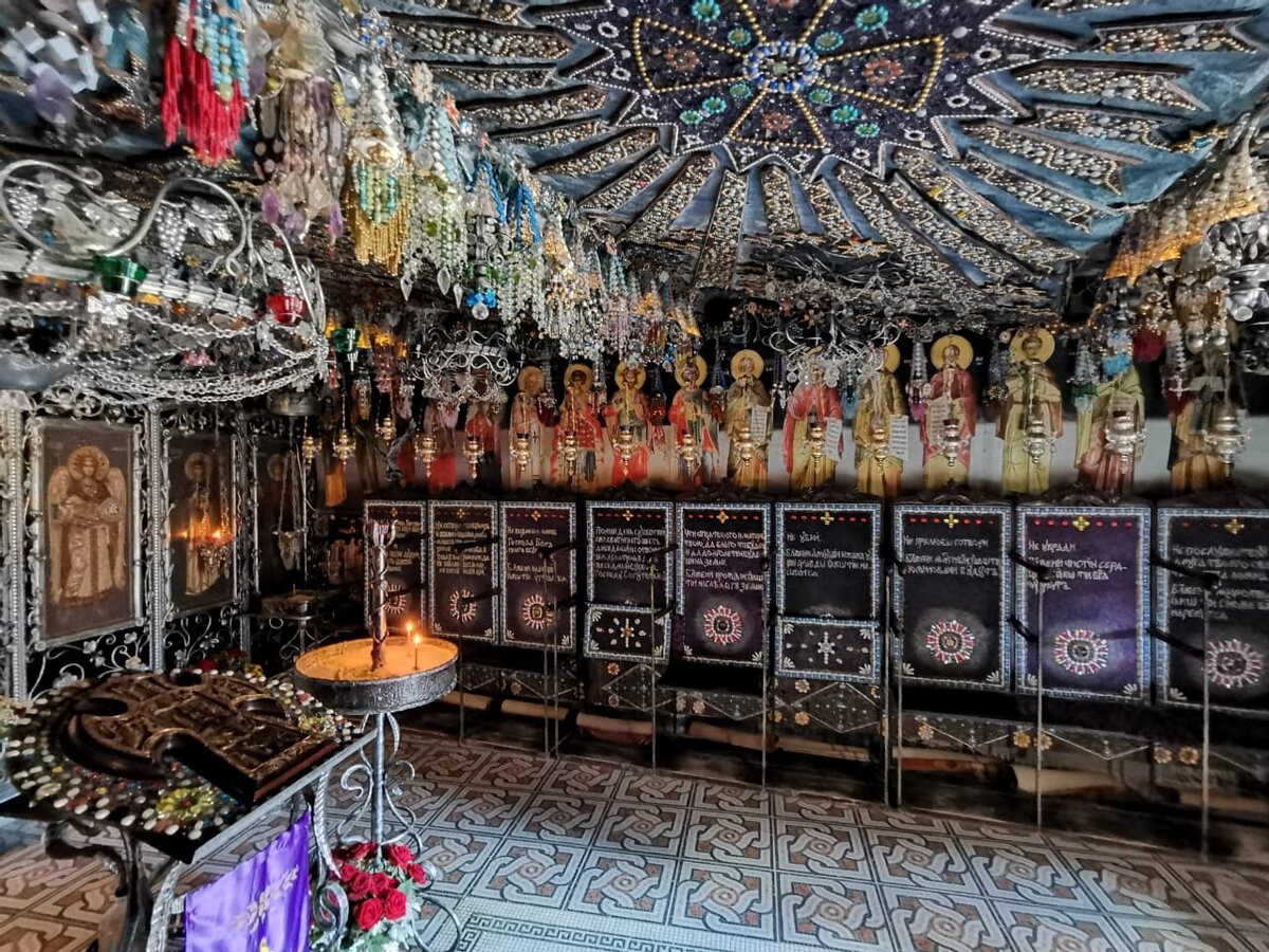 Бисерный монастырь. Бисерный монастырь. Бисерный монастырь. Бисерный монастырь. Бисерный монастырь.