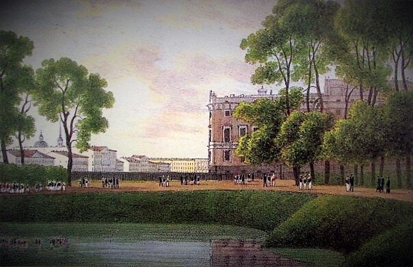 Вид из Летнего сада на Михайловский замок