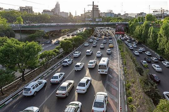    В Европе выступили за отказ от новых машин на бензине и дизеле