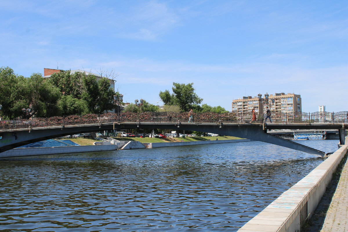 Мост влюблённых, город Астрахань