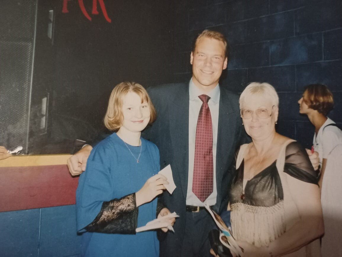 Фото из личного архива. Бархатова Анастасия и Манус Бреннстром 02.07.2000, г.Красноярск