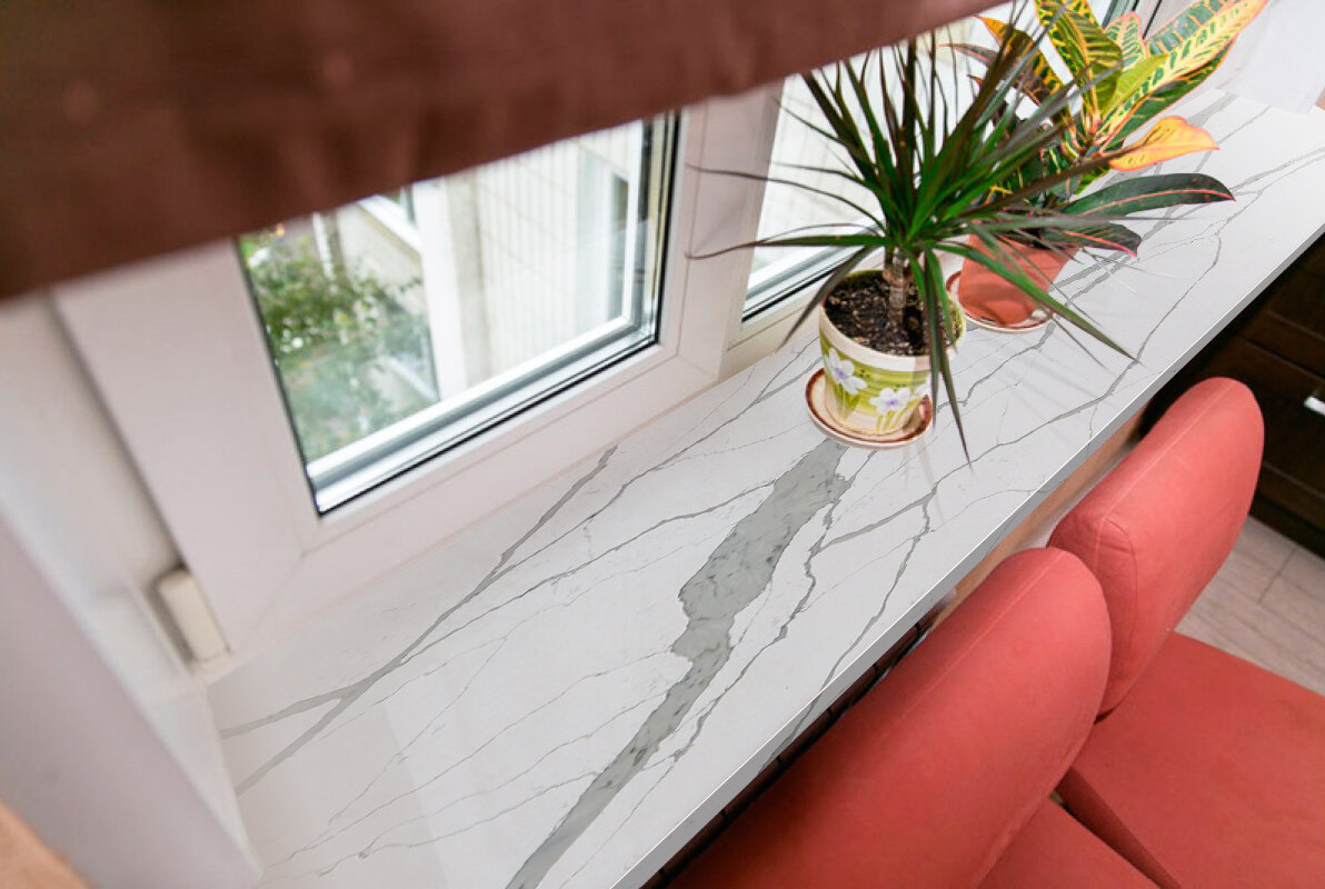 Подоконник из кварцевого камня ETNA QUARTZ Statuario Lumiere