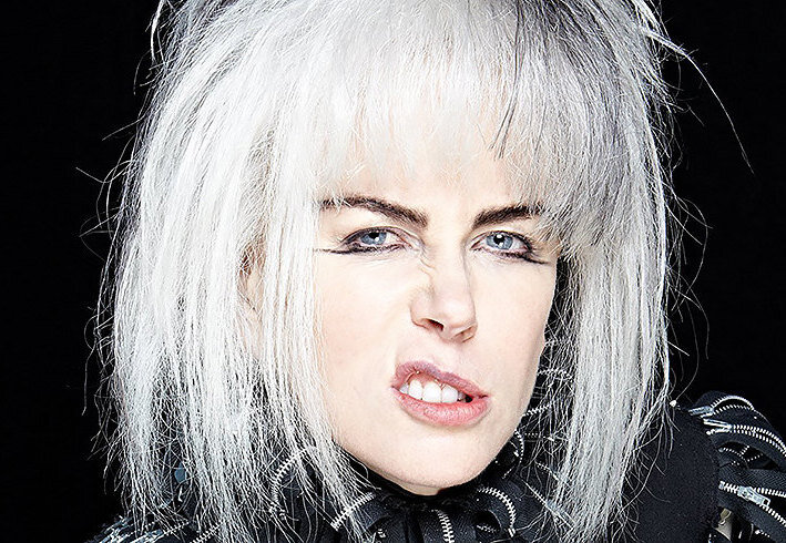     Макияж не старит: зачем и как правильно краситься после 40, на примерах звёзд