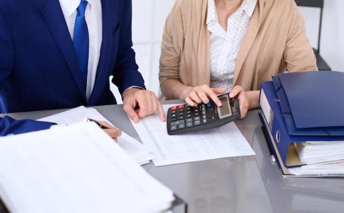  На совещании. Источник: https://ru.freepik.com