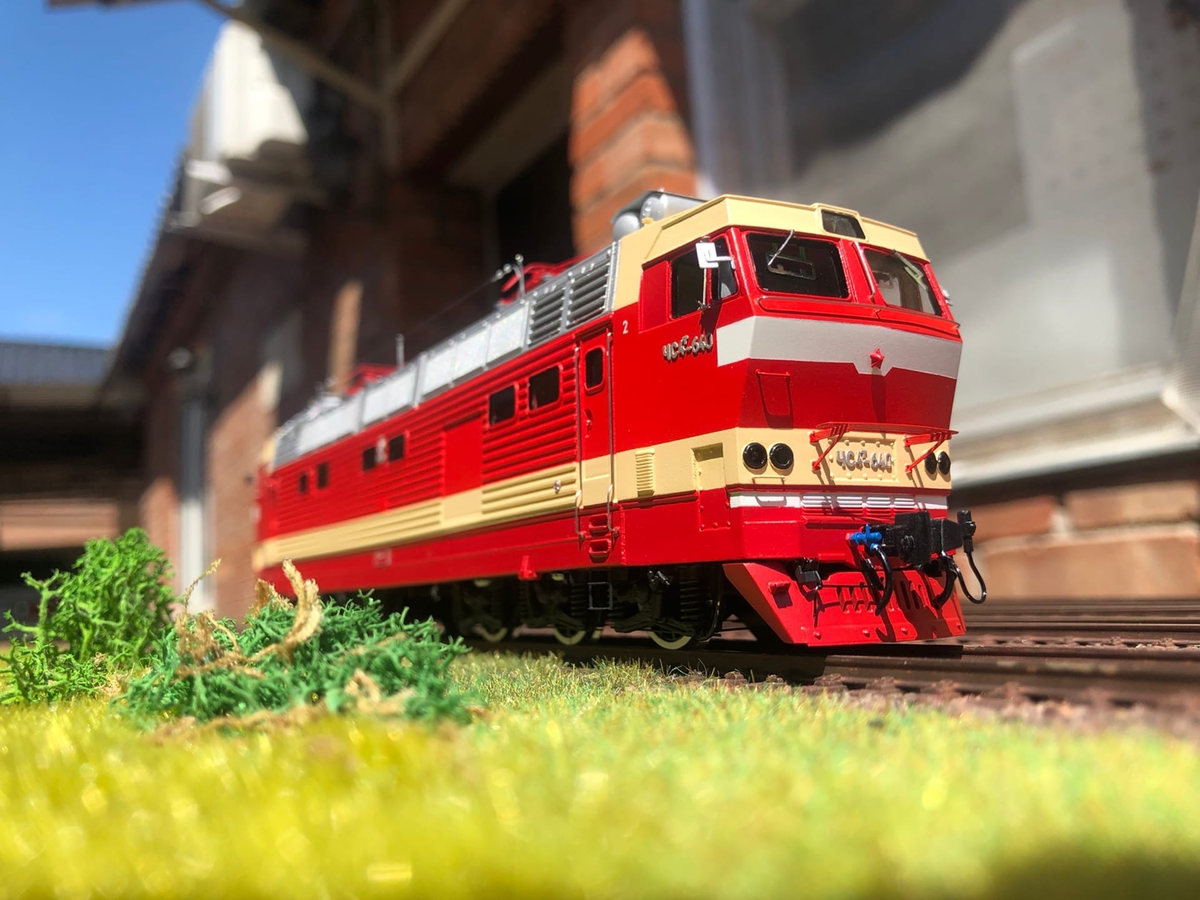 Модель электровоза ЧС4Т-640