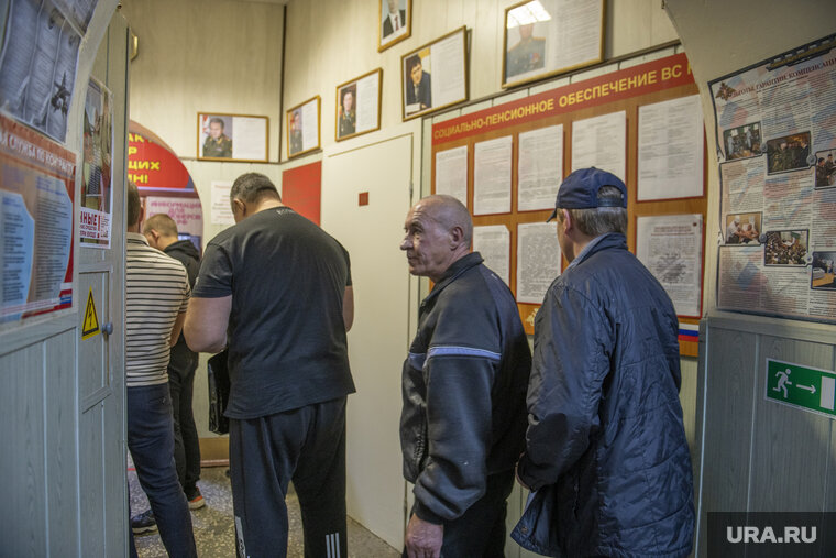    Химчанин решился на добровольную мобилизацию, так как у него там много друзей и родственников