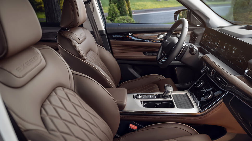 Фото: Chery📷Exeed VX President Limited Edition