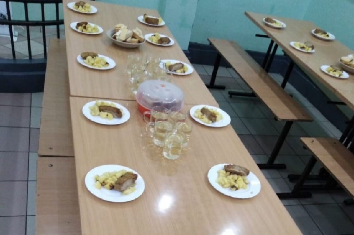    В школе Нижнего Тагила массово отравились дети