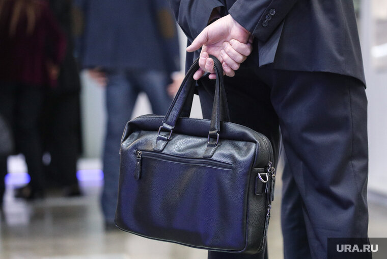    Депутат Захаров ответил пермским коллегам по думе