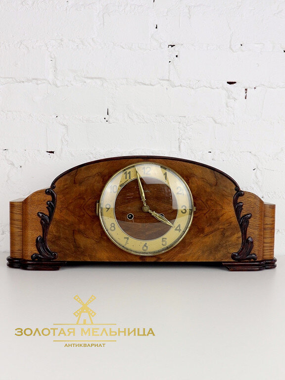 Фото Золотая мельница. https://cozythings.ru/shop/retro-clock/chasy-antikvarnyie-s-boem