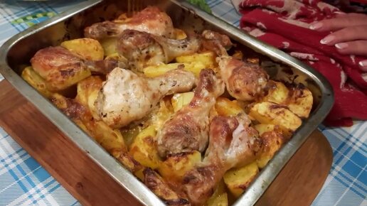Запеченная курица с картошкой в духовке: